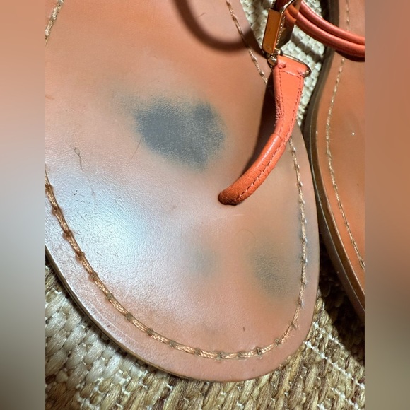 COACH Charleen t-strap sandal flip flop sz 9.5
Orange leather with gold accent - Picture 3 of 8